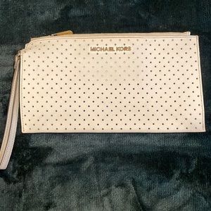 Michael Kors Clutch